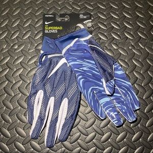 Nike $65 Superbad 4.5 Football Gloves Navy White